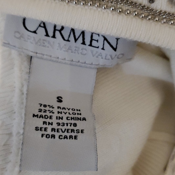 NWT Carmen Marc Valvo Designer  Sweater - Picture 9 of 9